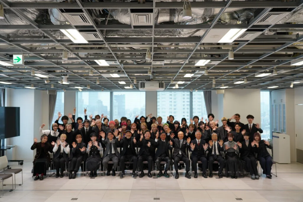 PEEK-A-BOO 2025年入社式